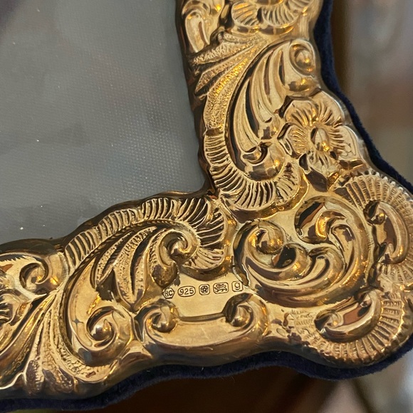 Vintage Carrs Lustre Sterling Silver Ornate 4x6 Picture Frame - Picture 5 of 12